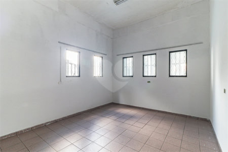 Prédio à venda em Vila Gomes, São Paulo, SP