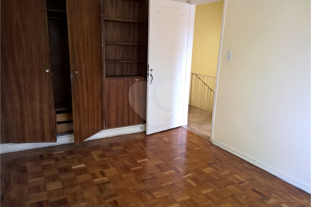 Sobrado à venda com 3 quartos, sendo 1 suíte,  em Planalto Paulista, São Paulo, SP