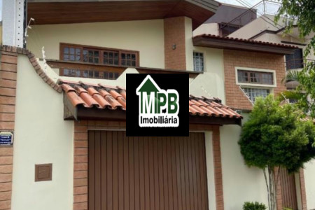 Sobrado à venda com 3 quartos, sendo 1 suíte, em Jardim Refúgio, Sorocaba, SP