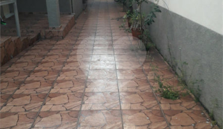 Casa Térrea à venda com 3 quartos em Jardim Nadir, São Paulo, SP