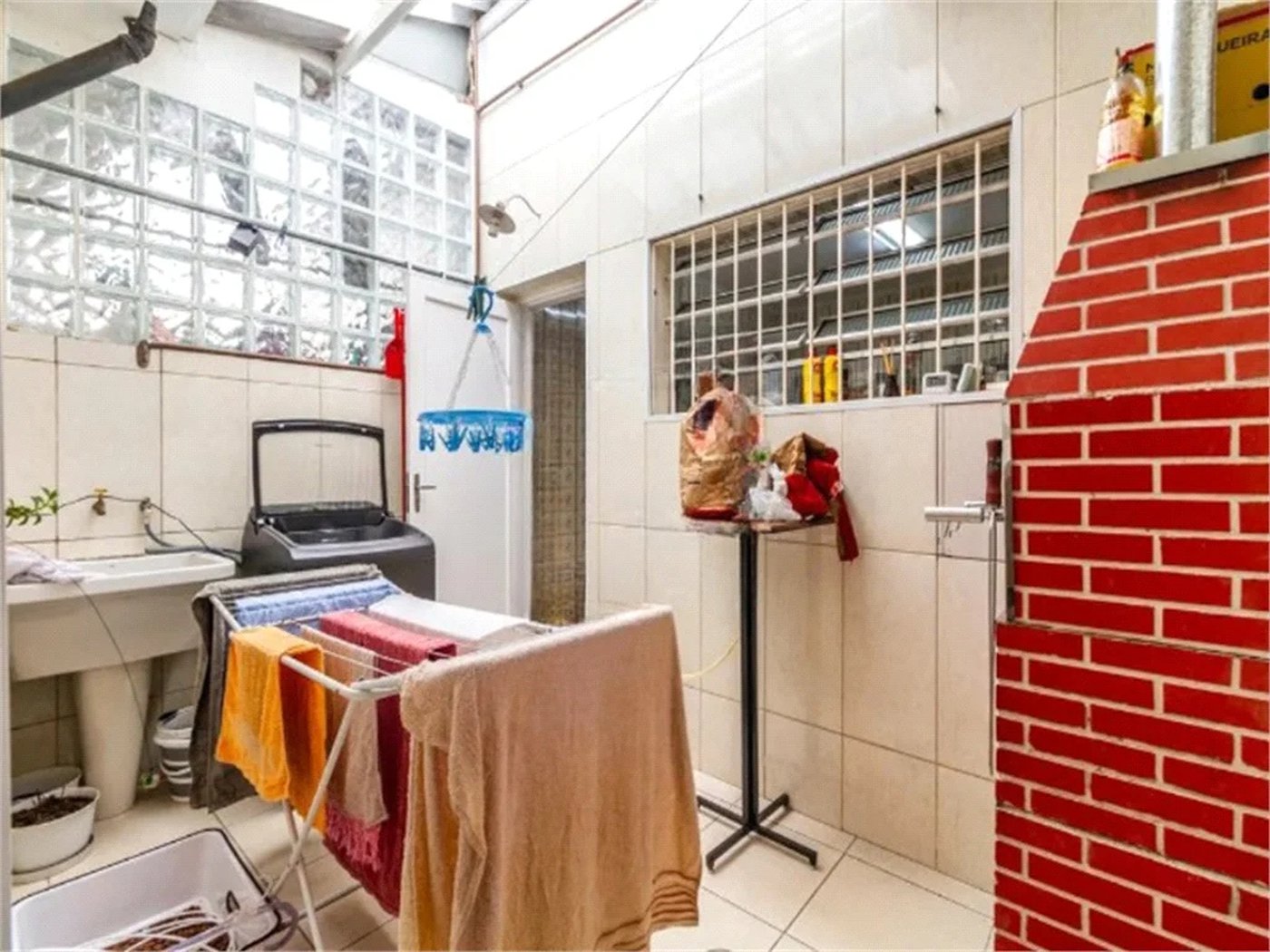 Casa de Vila à venda ou para alugar com 3 quartos em PINHEIROS, São Paulo, SP