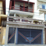 Sobrado à venda com 3 quartos, sendo 1 suíte, em Tremembé, São Paulo, SP