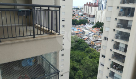 Apartamento à venda com 2 quartos, sendo 1 suíte,  em Jardim Flor da Montanha, Guarulhos, SP