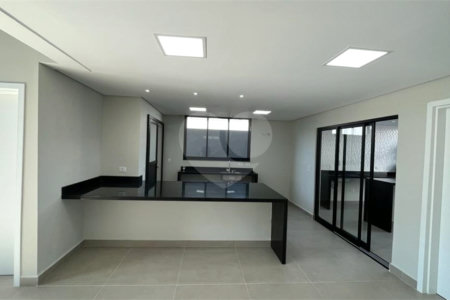 Casa à venda com 4 quartos, sendo 3 suítes, no condomínio Campos do Conde Sorocaba, Sorocaba - SP
