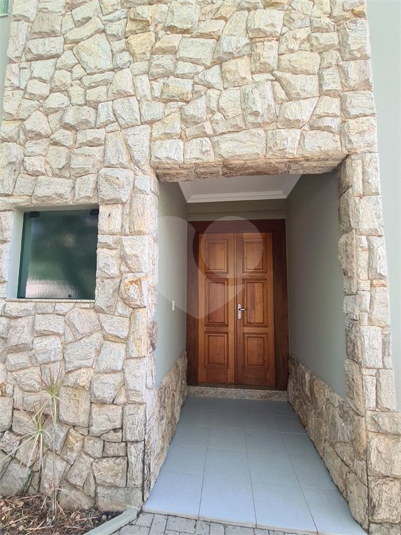 Casa à venda com 4 quartos, sendo 2 suítes, no condomínio Bosque de Grevilea, Vinhedo - SP