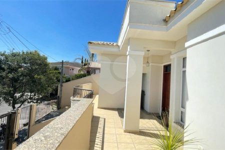 Casa à venda com 3 quartos, sendo 1 suíte, em Jardim Pagliato, Sorocaba, SP