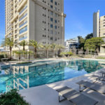 Apartamento à venda com 4 suítes em Real Parque, São Paulo, SP