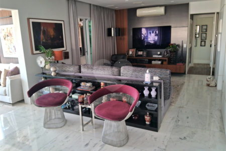 Apartamento à venda com 3 suítes em Vila Mariana, São Paulo, SP