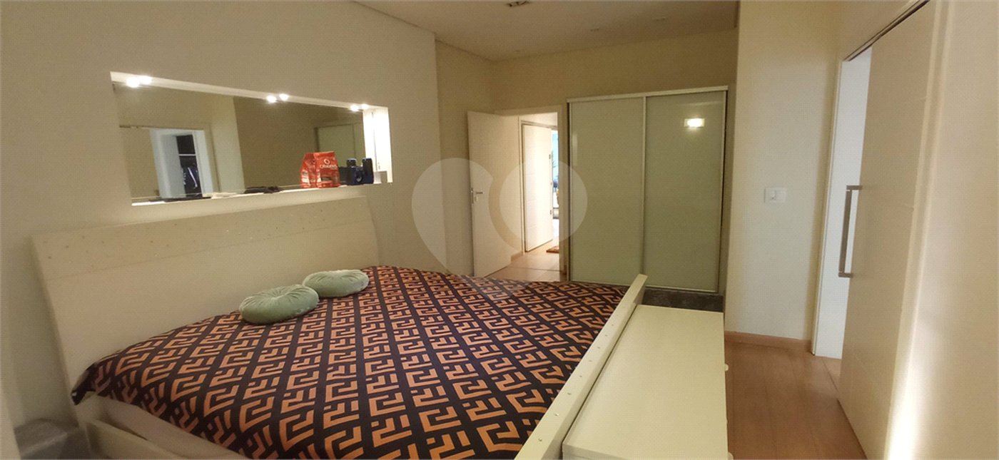 Casa à venda com 3 quartos no condomínio Granja Deolinda, Sorocaba - SP