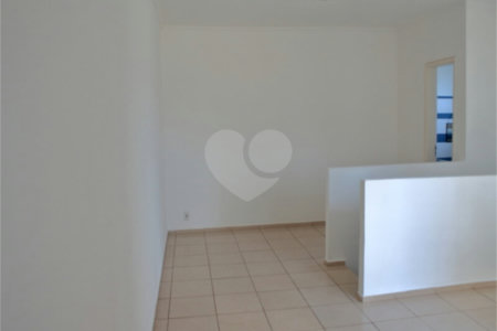 Apartamento à venda com 1 suíte em Parque Residencial Presidente Médici, Itu, SP