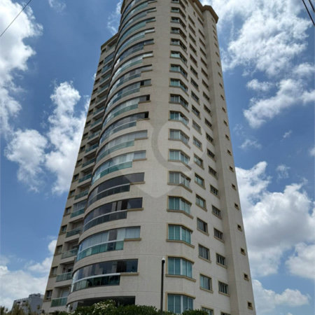 Apartamento à venda com 3 suítes no Centro, Araraquara, SP