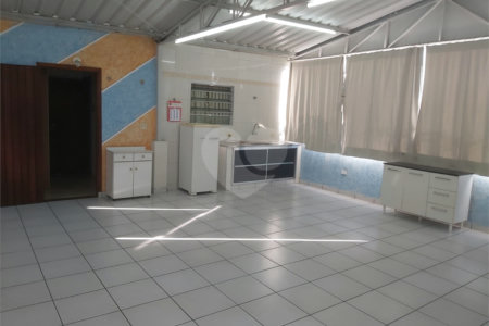 Casa de Vila à venda com 4 quartos, sendo 1 suíte, em Vila Medeiros, São Paulo, SP
