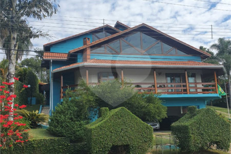 Casa à venda ou para alugar com 4 suítes em Vila Machado, Mairiporã, SP
