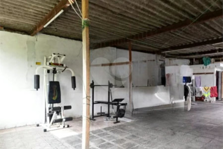 Casa à venda com 5 quartos em Sítio Caraguata, São Paulo, SP