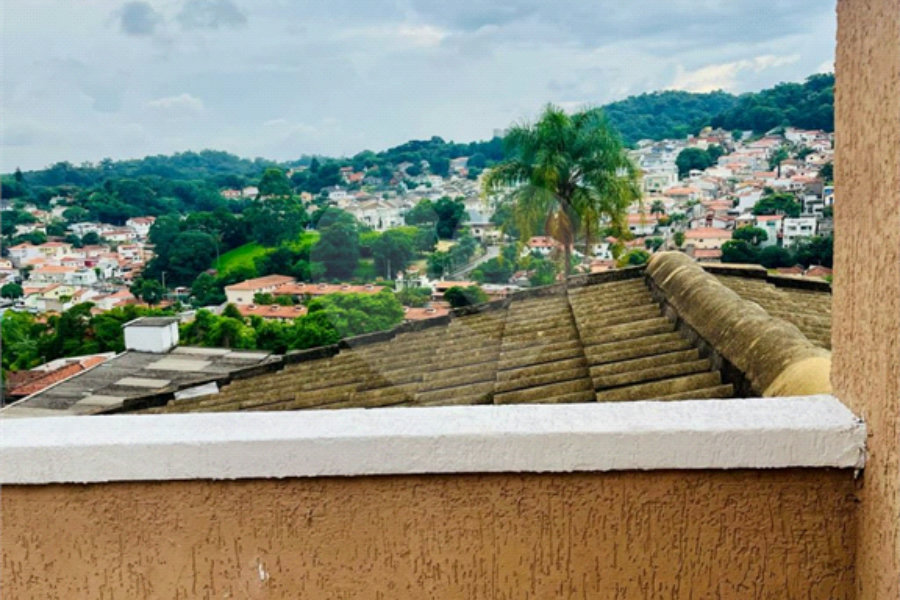 Casa à venda com 3 quartos, sendo 2 suítes, no condomínio Res Green Villagge, São Paulo - SP