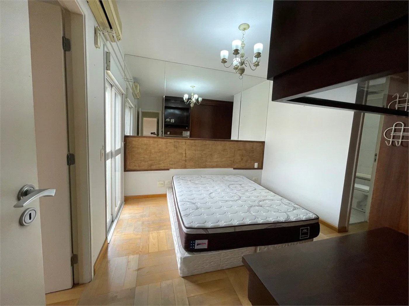Apartamento à venda ou para alugar com 3 suítes em Morumbi, São Paulo, SP