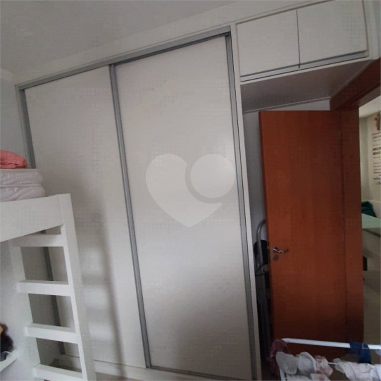 Apartamento no Condomínio Residencial Monte Logan