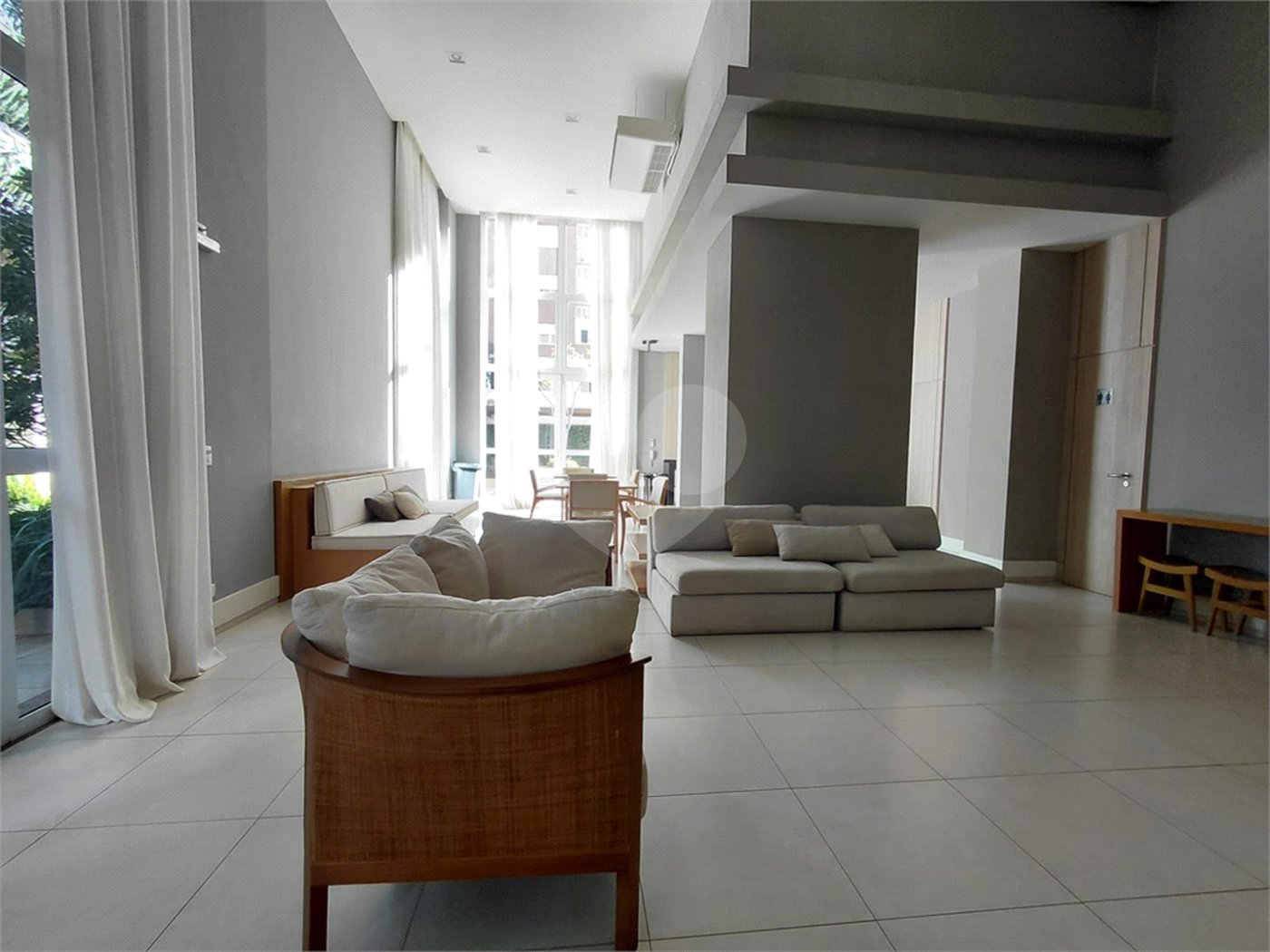 Apartamento à venda com 2 suítes em Água Branca, São Paulo, SP
