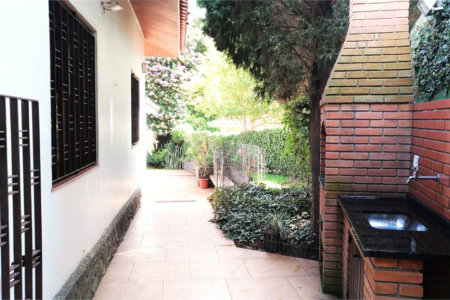Casa Térrea à venda com 4 quartos, sendo 1 suíte, em Butantã, São Paulo, SP