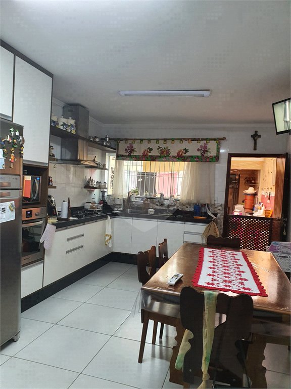 Sobrado à venda com 3 quartos, sendo 1 suíte, em Tremembé, São Paulo, SP