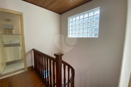 Casa à venda com 2 quartos, sendo 1 suíte, em Aclimação, São Paulo, SP