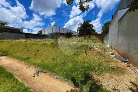 Terreno à venda em Pinheirinho, Vinhedo, SP