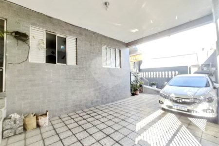 Sobrado à venda com 4 quartos em Parque Vitória, São Paulo, SP