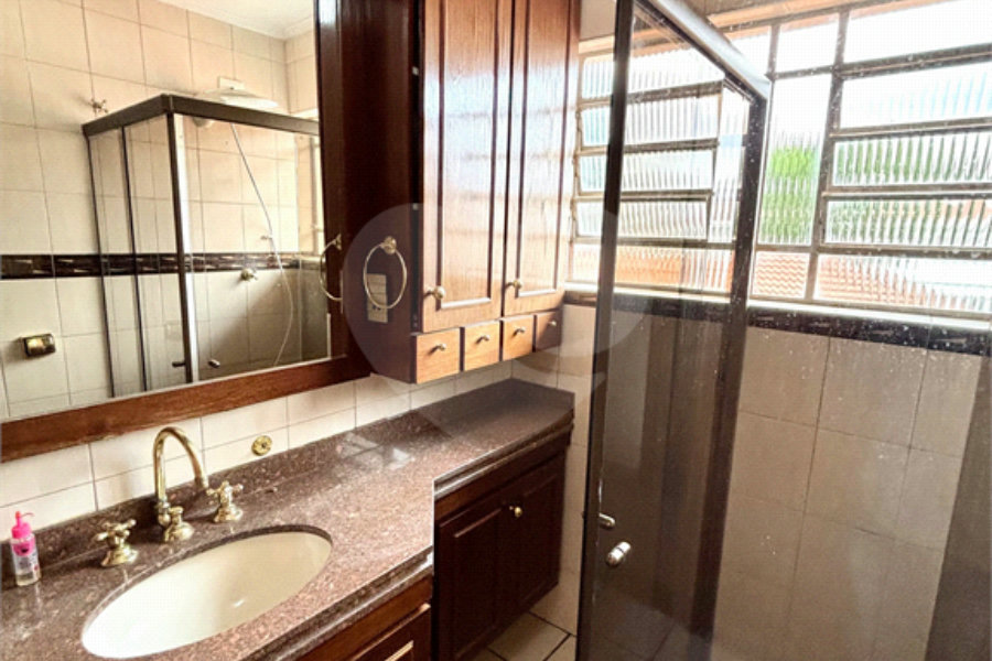 Sobrado à venda com 3 quartos, sendo 1 suíte, em Parada Inglesa, São Paulo, SP