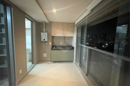 Apartamento à venda com 2 suítes em Vila Mariana, São Paulo, SP