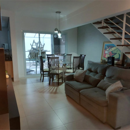 Casa à venda com 3 quartos, sendo 1 suíte, no condomínio Tirreno, Sorocaba - SP