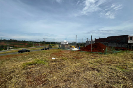 Terreno à venda no condomínio Paradise Garden, Mogi das Cruzes - SP