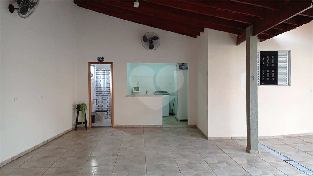 Casa à venda com 2 quartos, sendo 1 suíte, em Vila Haro, Sorocaba, SP