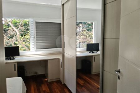 Apartamento à venda com 3 quartos, sendo 1 suíte, em Vila Ester (zona Norte), São Paulo, SP