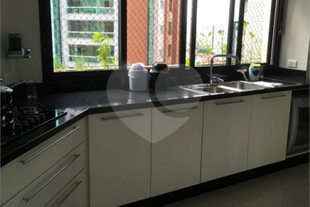 Apartamento à venda com 3 suítes em Vila Gomes Cardim, São Paulo, SP