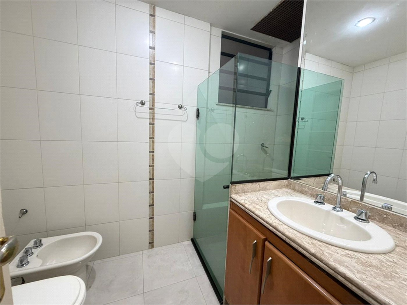 Apartamento à venda com 2 quartos, sendo 1 suíte, em Leblon, Rio de Janeiro, RJ