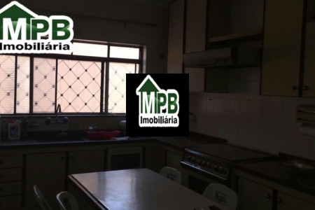 Sobrado à venda com 5 quartos, sendo 3 suítes, em Jardim Helena Cristina, Sorocaba, SP