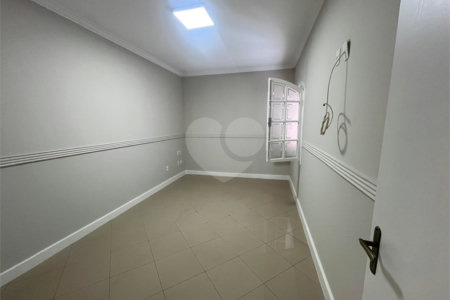 Casa à venda com 2 quartos em Jardim Itália, Itapetininga, SP