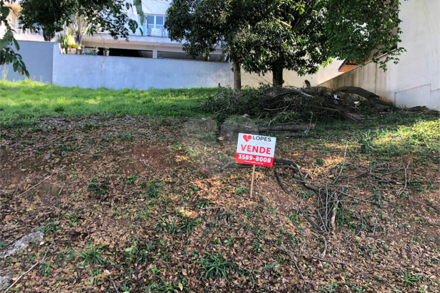 Terreno à venda em Horto, São Paulo, SP