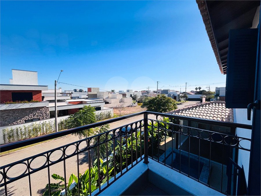 Casa à venda com 4 quartos, sendo 3 suítes, no condomínio Residencial Chácara Ondina, Sorocaba - SP