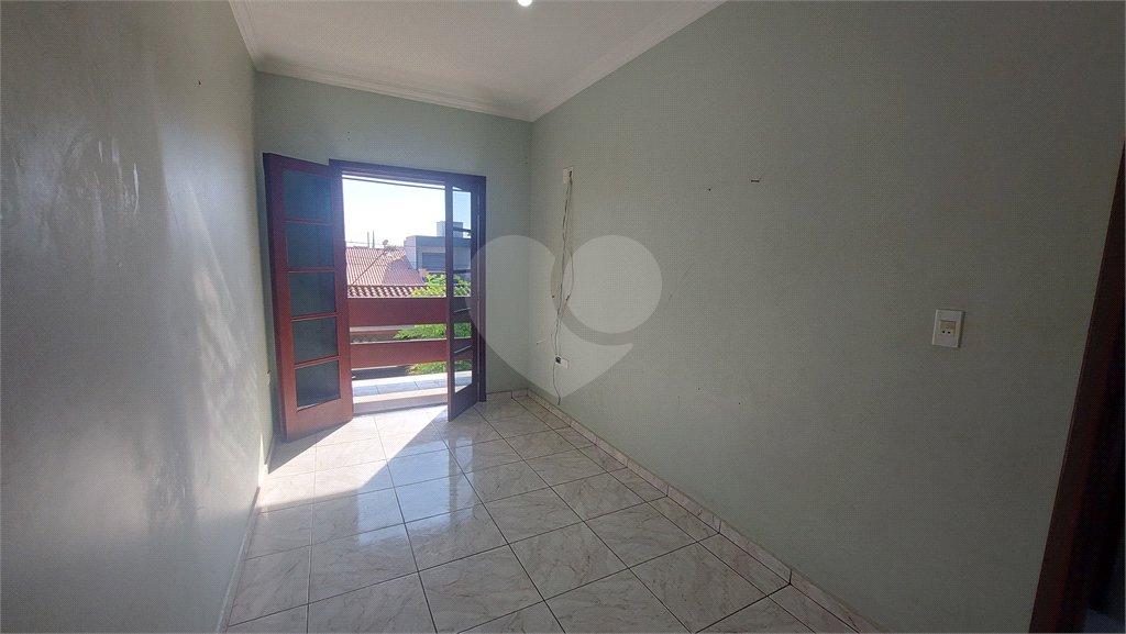 Sobrado à venda com 3 quartos, sendo 1 suíte, em Wanel Ville, Sorocaba, SP