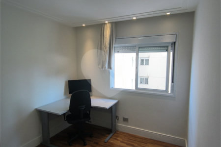 Apartamento à venda com 3 suítes em Baeta Neves, São Bernardo do Campo, SP