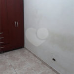 Casa térrea com amplo terreno