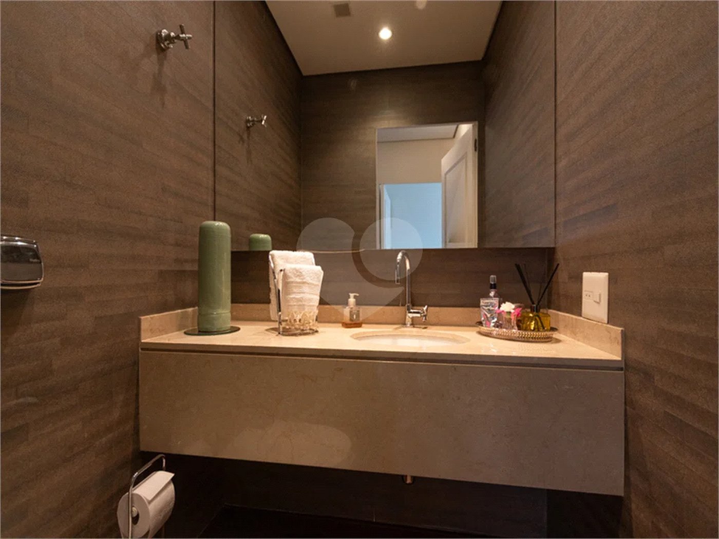 Apartamento de 233 m² à venda em Higienópolis com 4 dormitórios.