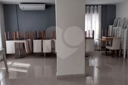 Apartamento MOBILIADO à venda. ÓTIMA OPORTUNIDADE!