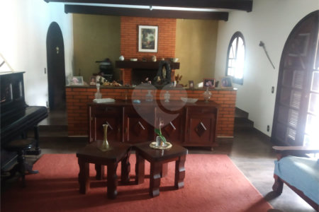 Casa Térrea à venda com 5 quartos, sendo 1 suíte,  em Jardim Dom Bosco, Indaiatuba, SP