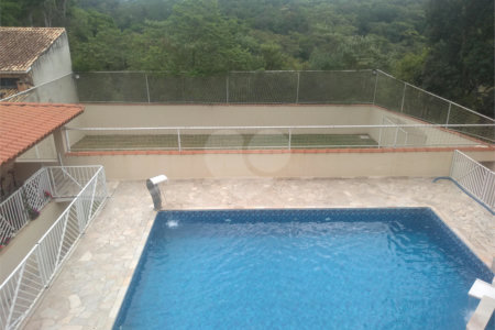 Chácara à venda com 4 suítes em Pirucaia, Mairiporã, SP