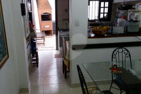 Sobrado à venda com 3 quartos, sendo 1 suíte, em Vila Cruzeiro, São Paulo, SP