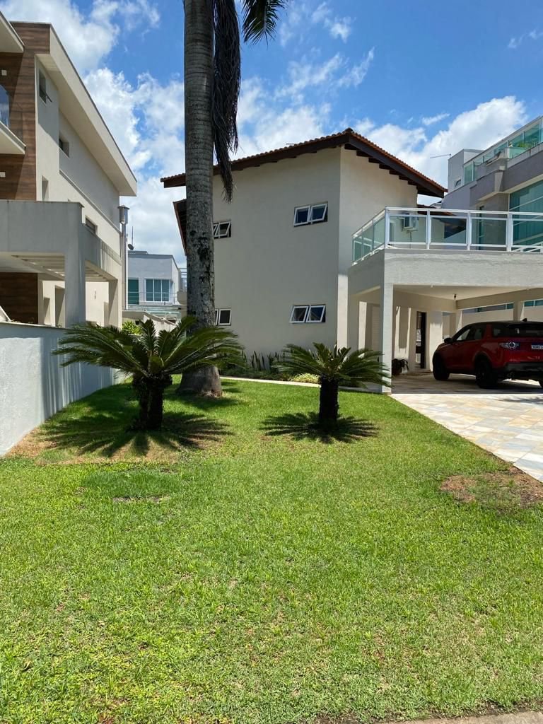 Casa com 6 dormitórios à venda, 304 m² por R$ 5.500.000,00 - Vista Linda - Bertioga/SP