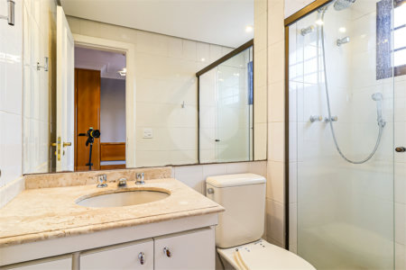 Apartamento à venda com 4 quartos, sendo 3 suítes, em Brooklin Paulista, São Paulo, SP