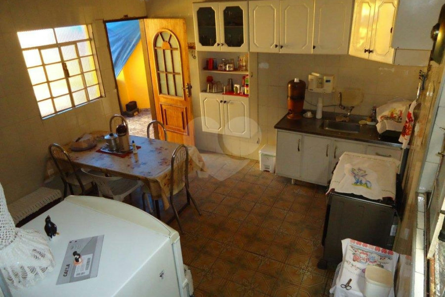 Sobrado à venda com 3 quartos em Tremembé, São Paulo, SP